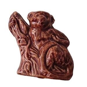 Wades Whimsical Art Miniature Ceramic Lemur/Monkey Made in England 1.5" x 1.5"